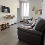 Two Bedroom Apartment Near Old Town